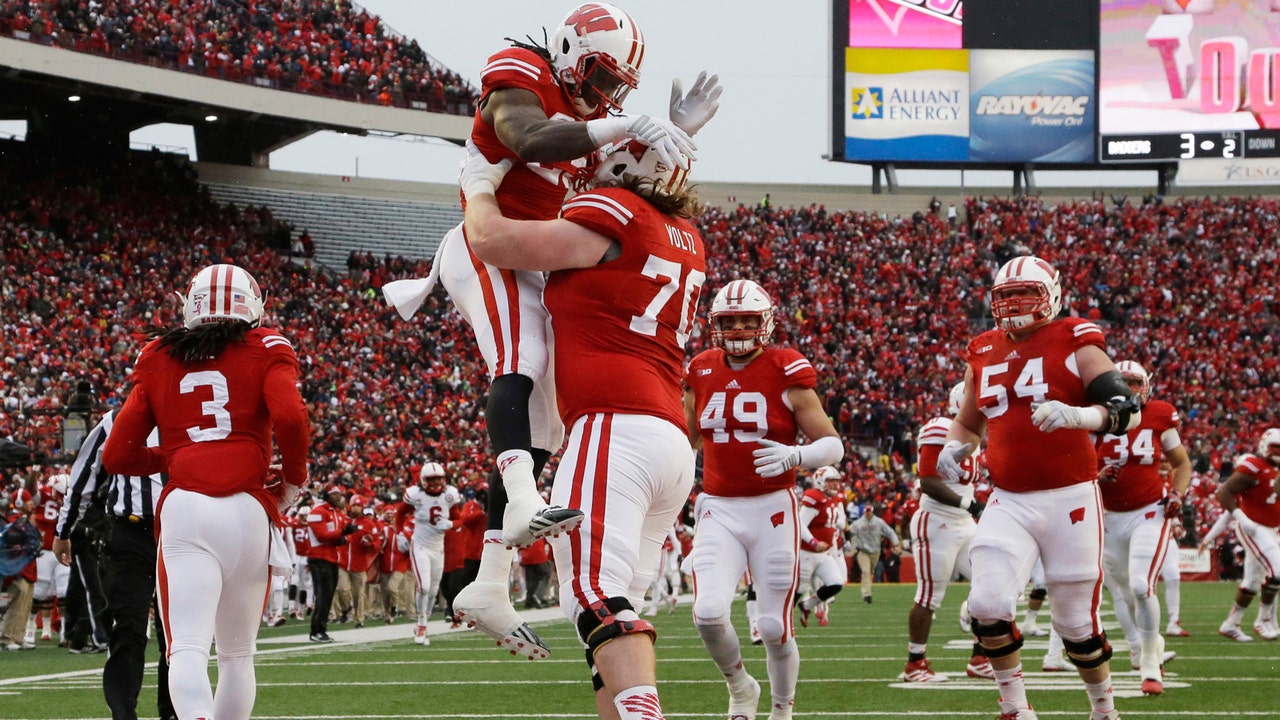 Reviewing preseason Badgers football predictions